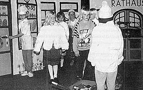 6.Dezember 1991: Jubiläum "25 Jahre Schule Sieverstedt"; Aufführung des Stückes "Die kleinen Leute von Swabedoo"