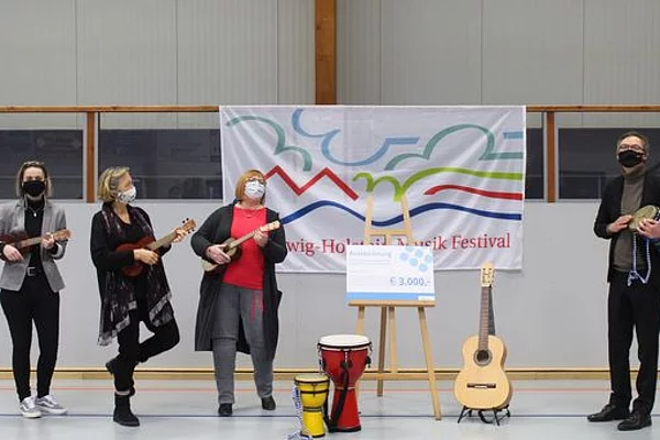 Verleihung des HanseWerk-Schulmusikpreises an die Schule im Autal durch das Schleswig-Holstein-Musikfestival